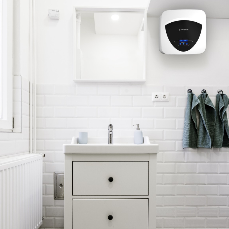 Boiler electric Ariston Andris Elite 10 - 10 litri, montaj deasupra chiuvetei. Poza 34276 Boiler electric Ariston Andris Elite 10 - 10 litri, montaj deasupra chiuvetei. Poza 34276
