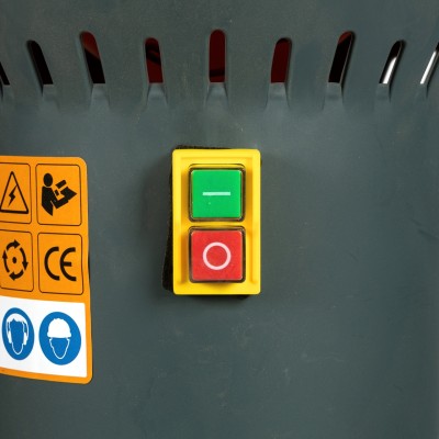 Poza Moara electrica pentru cereale Micul Fermier GF-2453 1.3kW, cu galeata plastic 60L. Poza 41015