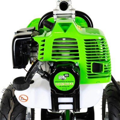 Poza Motocoasa pe benzina cu roti Micul Fermier MF-MC1025-G01, 2.5CP, 52 CC cu 3 accesorii si pornire rapida. Poza 42298