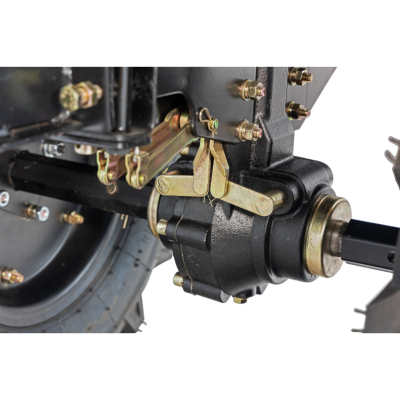 Poza Motocultor ProGARDEN Campo 1844 18CP, 3+1 trepte, 2+2+1 freze, diferential, roti 6.00-12, benzina, EU V. Poza 43057