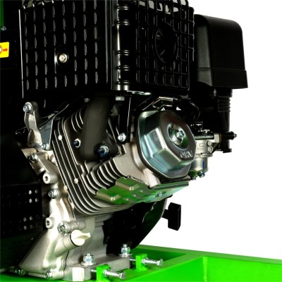 Poza Tocator crengi Micul Fermier MF-MO1011-G01, motor benzina 18CP, diametru maxim taiere 120mm, cu carlig de remorcare, pentru brichete. Poza 43877
