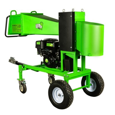 Poza Tocator crengi Micul Fermier MF-MO1011-G01, motor benzina 18CP, diametru maxim taiere 120mm, cu carlig de remorcare, pentru brichete. Poza 43882
