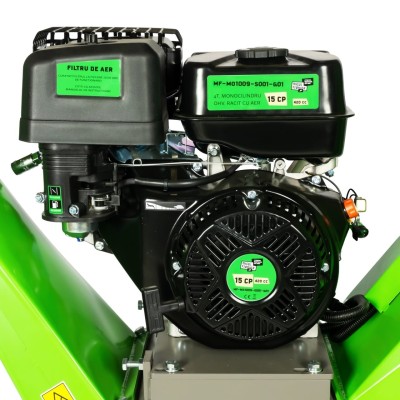 Poza Tocator crengi Micul Fermier MF-MO1009-S001-G01, motor benzina 15 CP, diametru maxim taiere 120mm, cu carlig de remorcare, pentru rumegus. Poza 43902