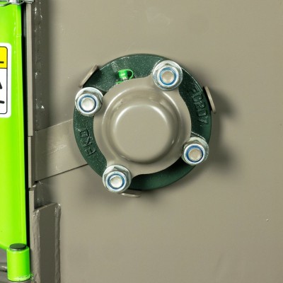 Poza Tocator crengi Micul Fermier MF-MO1010-S001-G01, motor benzina 15 CP, diametru maxim taiere 150 mm, cu carlig de remorcare, pentru rumegus. Poza 43915