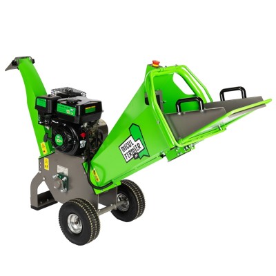Poza Tocator crengi Micul Fermier MF-MO1006-S001-G01, motor benzina 7 CP, diametru maxim taiere 100 mm, pentru rumegus. Poza 43929