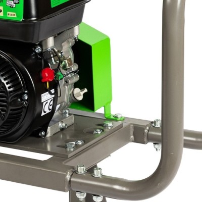 Poza Tocator crengi Micul Fermier MF-MO1007-S001-G01, motor benzina 7 CP, diametru maxim taiere 60 mm, pentru brichete. Poza 43940